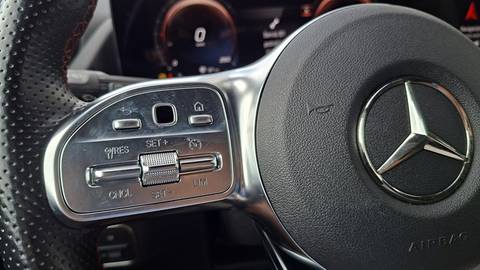 2022 Mercedes-Benz GLA — sličica 22