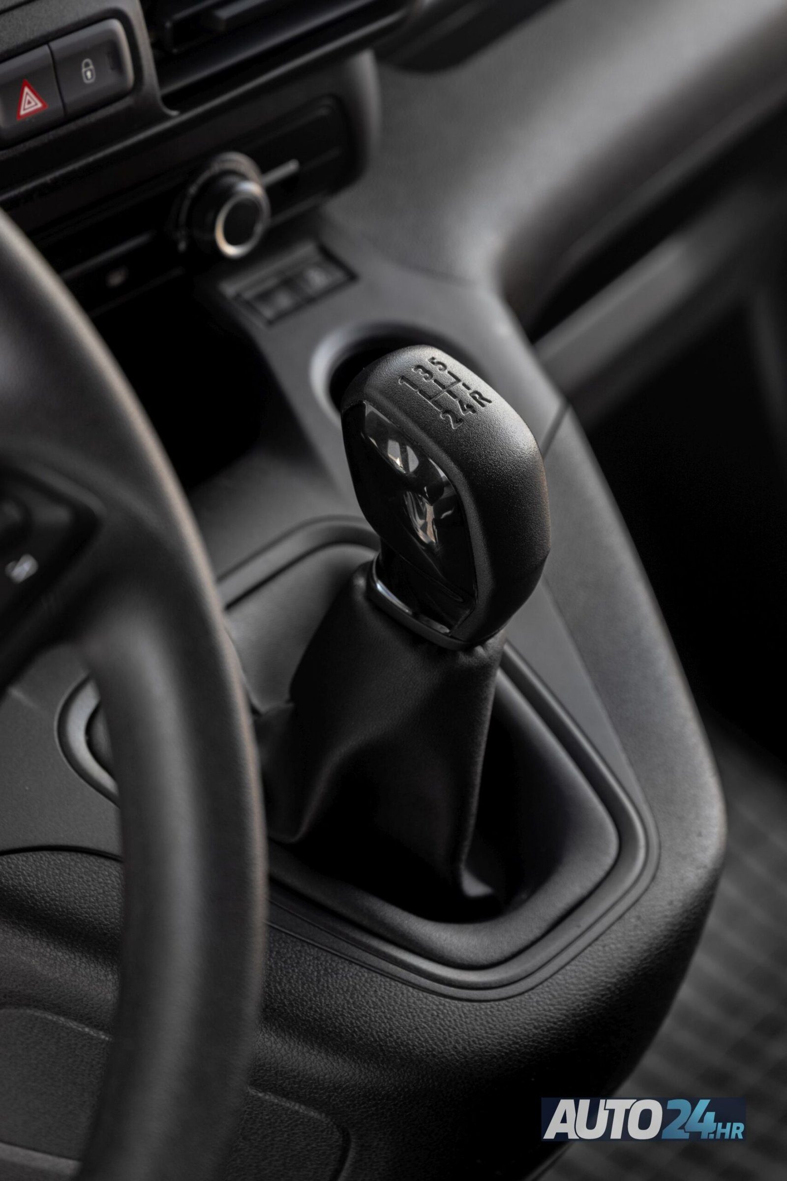 2021 Opel Combo — fotografija 16