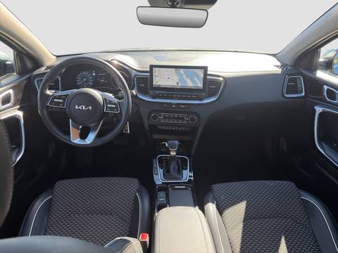2025 Kia XCeed — sličica 14
