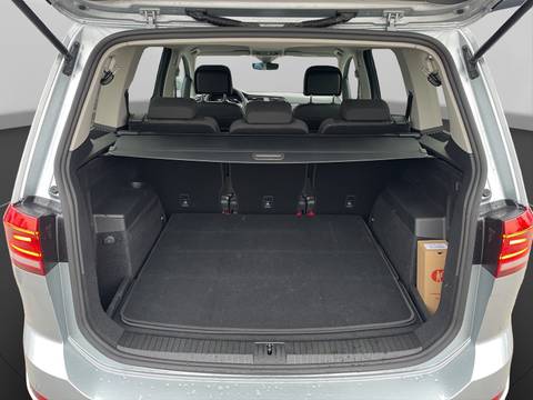2026 Volkswagen Touran R-Line — sličica 18