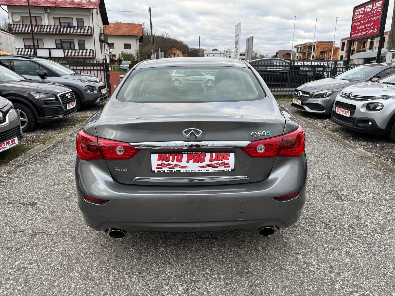 2014 Infiniti Q50 — fotografija 3