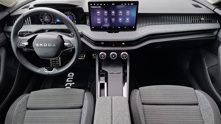2025 Škoda Superb — fotografija 4