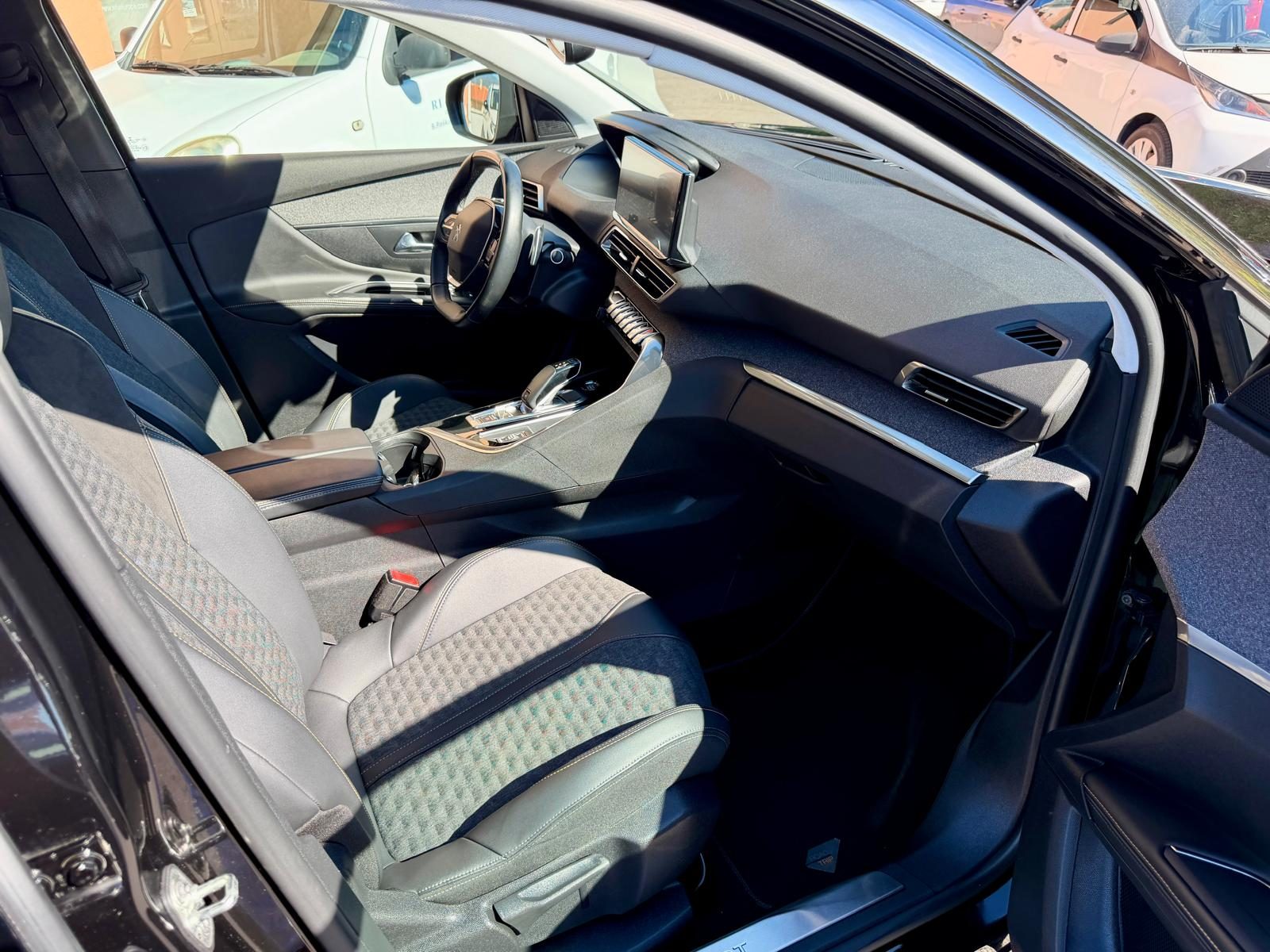 2022 Peugeot 5008 — fotografija 10