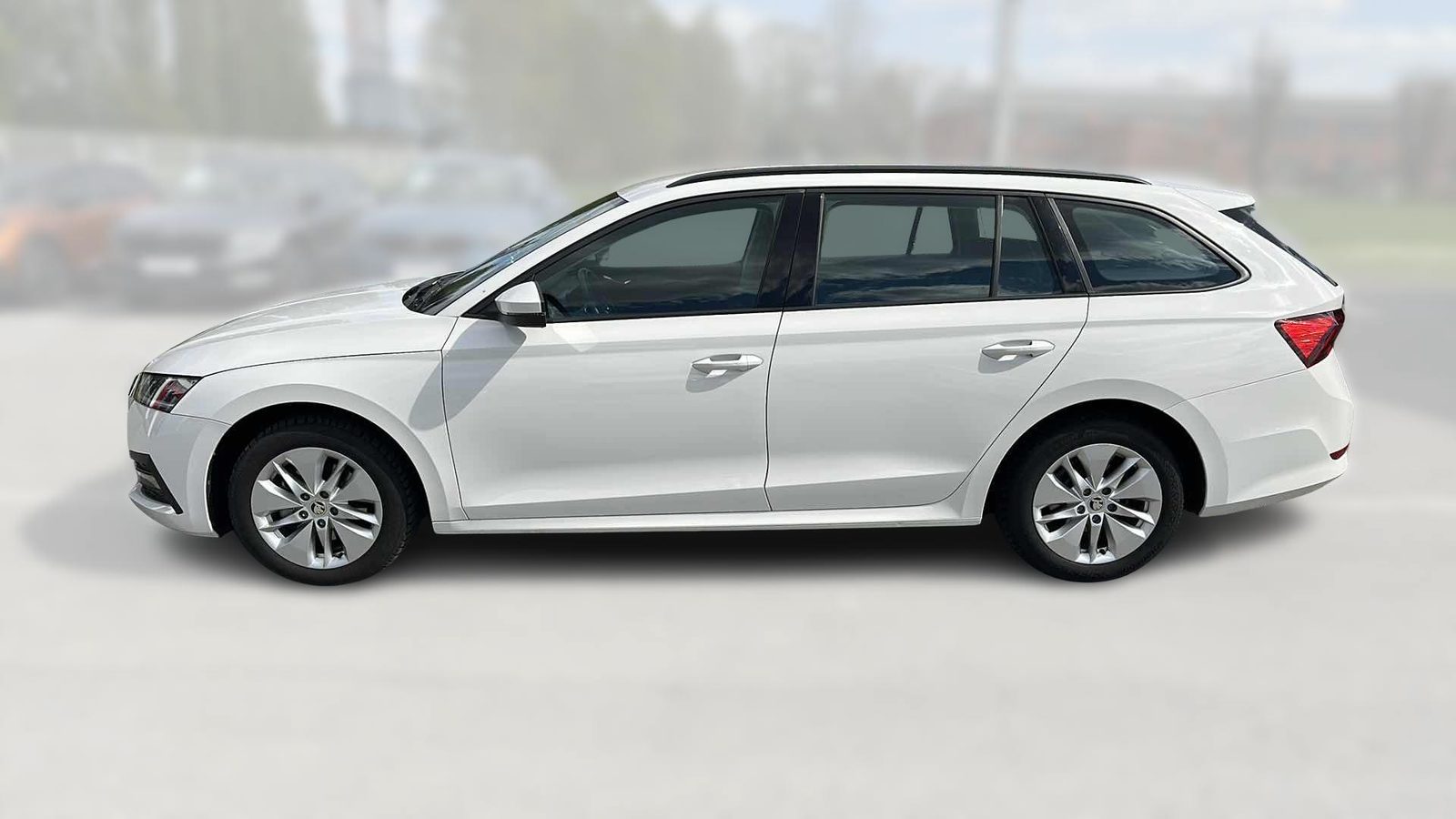 2023 Škoda Octavia Combi — fotografija 4