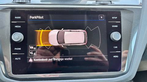2020 Volkswagen Tiguan — sličica 11
