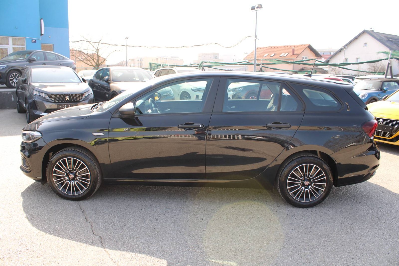 2023 Fiat Tipo — fotografija 8