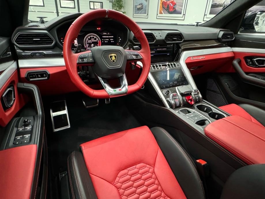 2019 Lamborghini Urus — fotografija 10