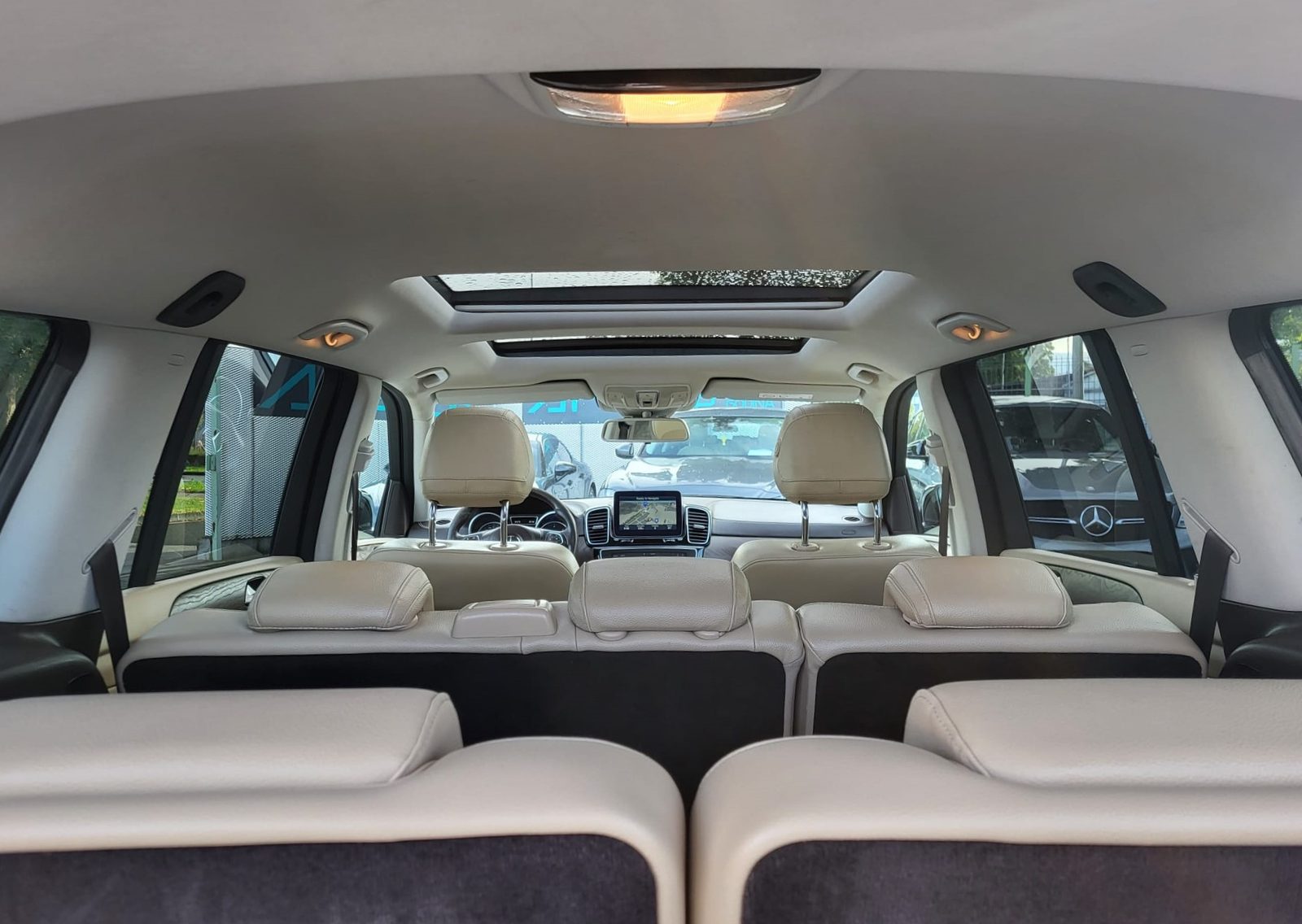 2016 Mercedes-Benz GLS — fotografija 26