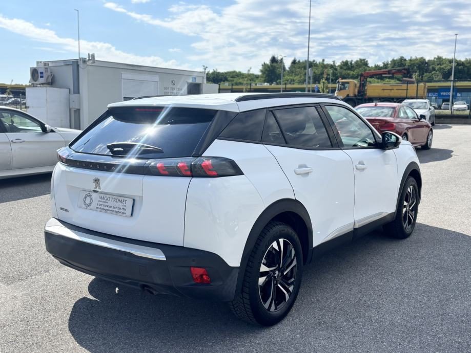 2020 Peugeot 2008 — fotografija 5