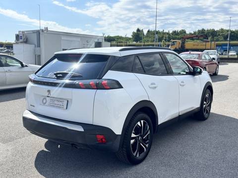 2020 Peugeot 2008 — sličica 5