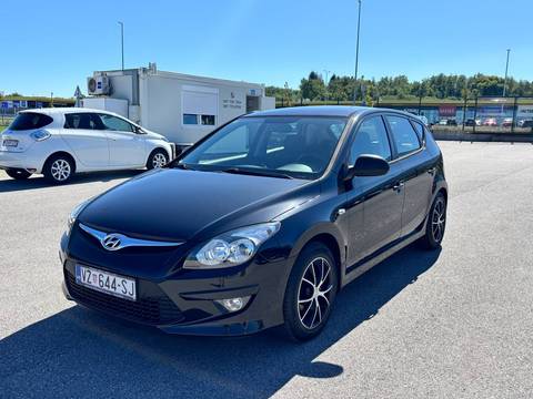 2011 Hyundai i30