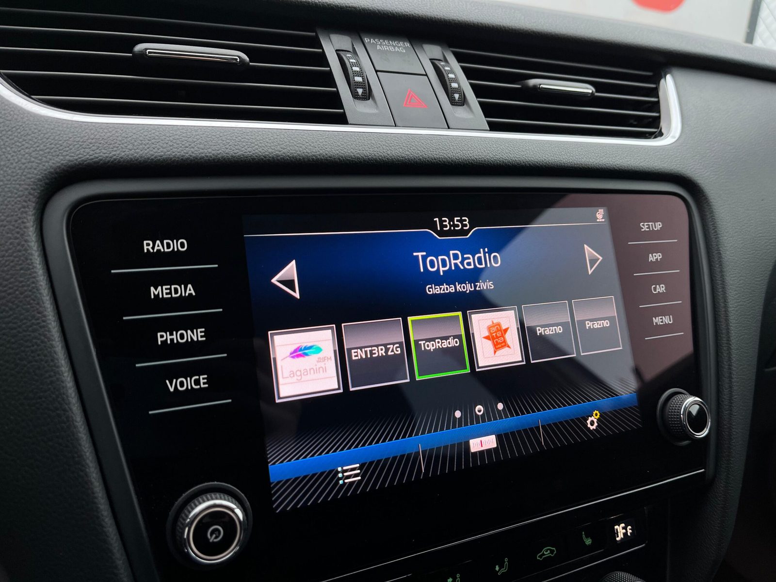 2019 Škoda Octavia Combi — fotografija 12