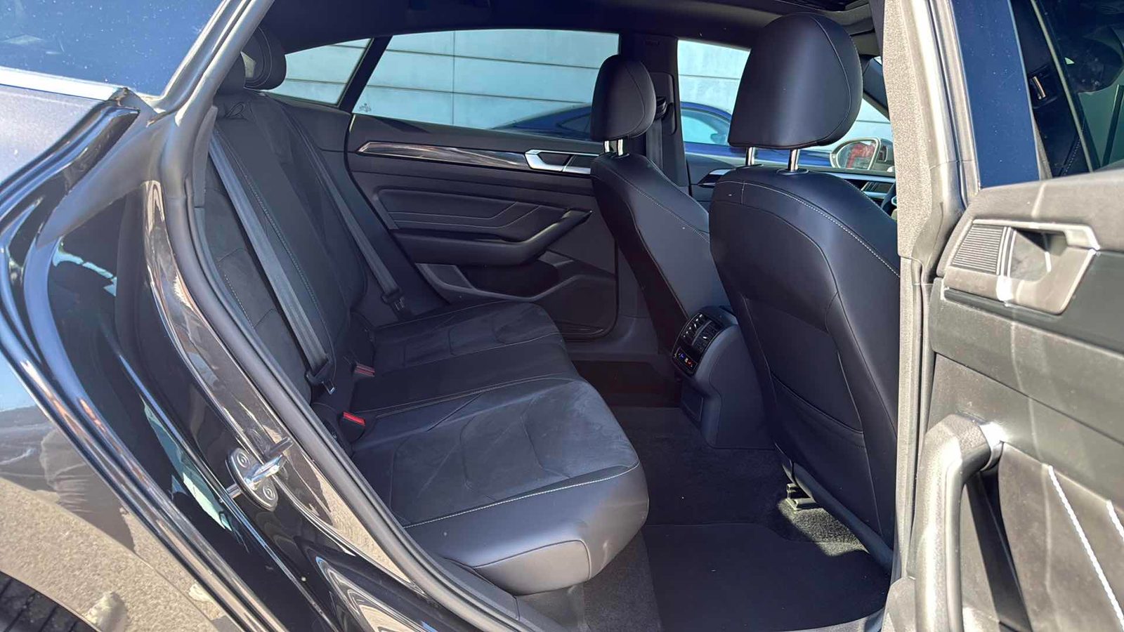 2022 Volkswagen Arteon — fotografija 10