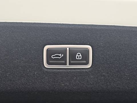 2023 Hyundai Ioniq 6 — sličica 8