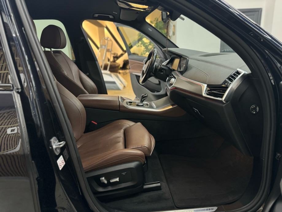 2019 BMW X5 — fotografija 17