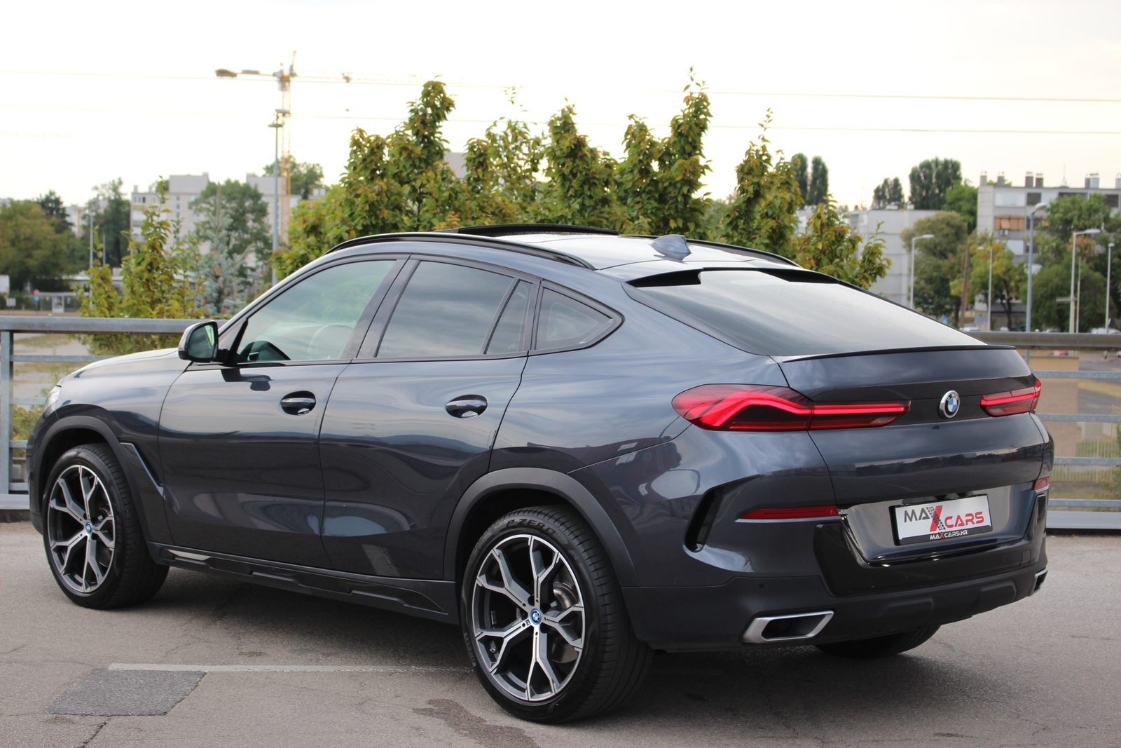 2020 BMW X6 — fotografija 18