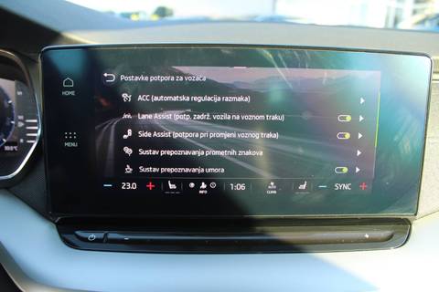 2022 Škoda Octavia — sličica 22