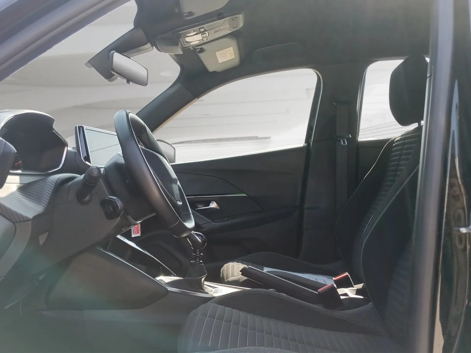 2024 Peugeot 2008 — fotografija 9