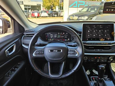 2023 Jeep Compass — sličica 9
