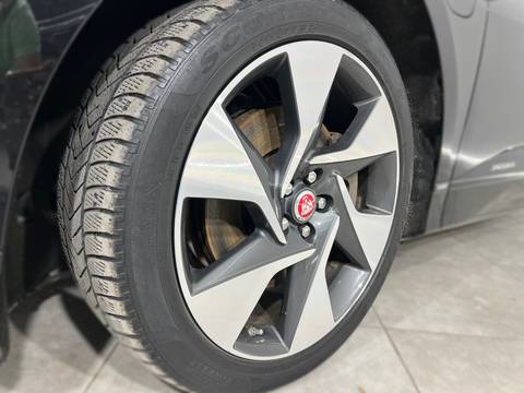 2019 Jaguar I-Pace — sličica 10