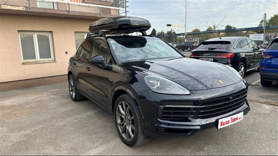 2020 Porsche Cayenne — fotografija 3