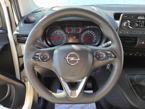 2020 Opel Combo — sličica 6