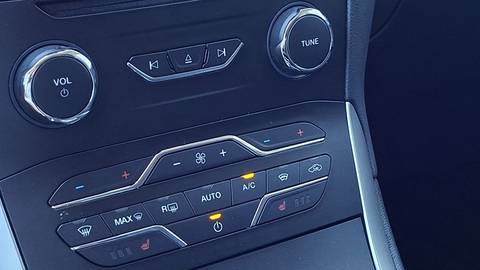 2022 Ford S-max — sličica 16