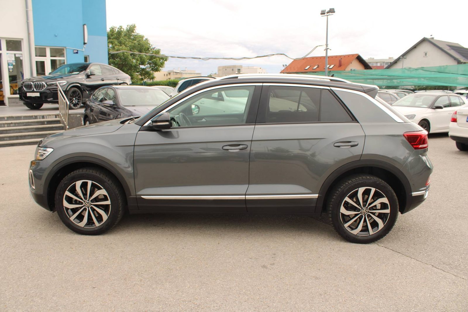 2023 Volkswagen T-Roc — fotografija 8