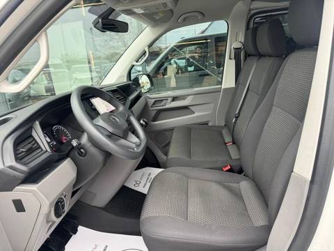 2020 Volkswagen Transporter — sličica 16