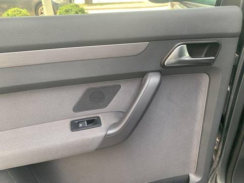 2013 Volkswagen Touran — sličica 21