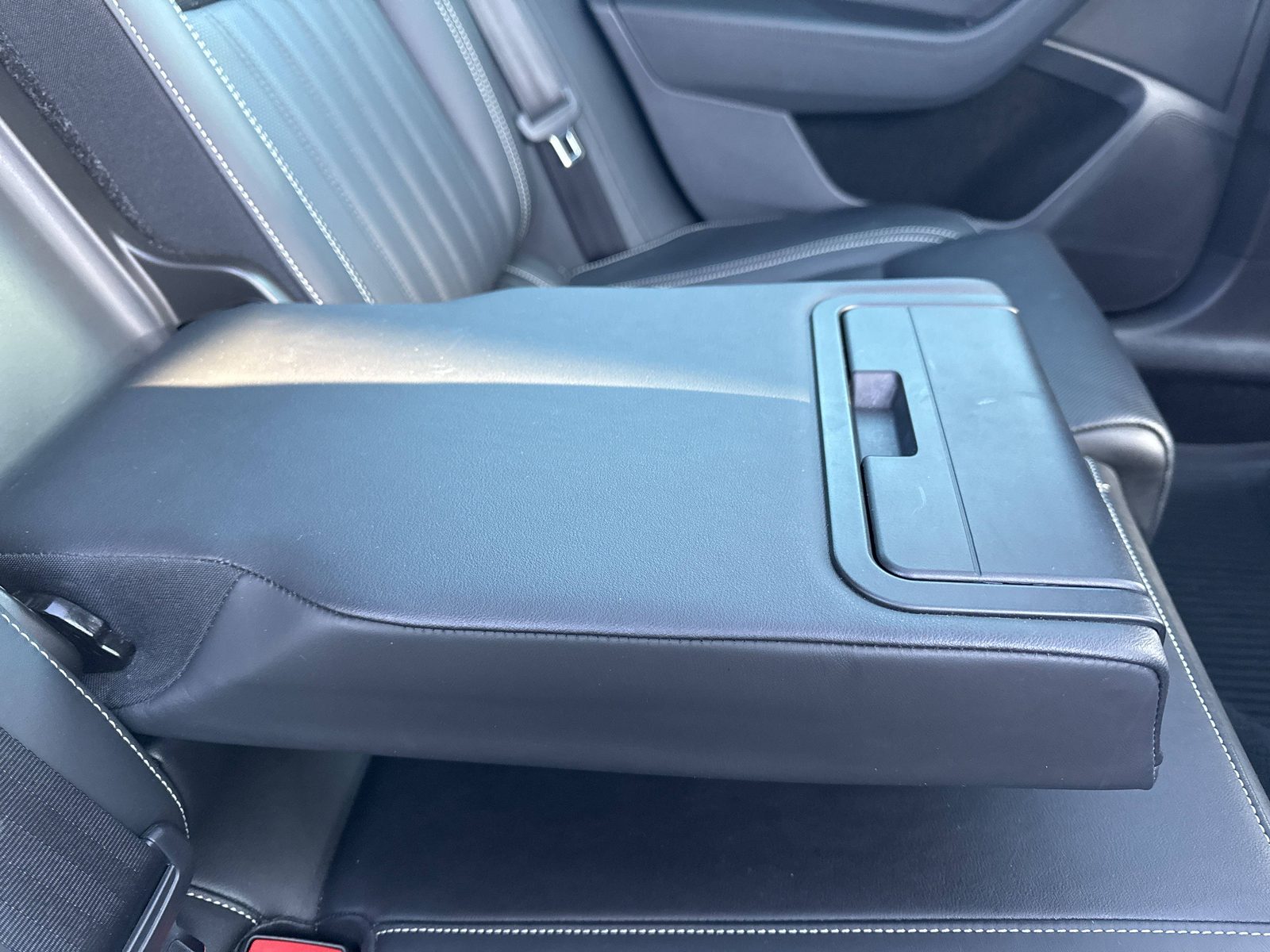 2020 Škoda Superb — fotografija 24