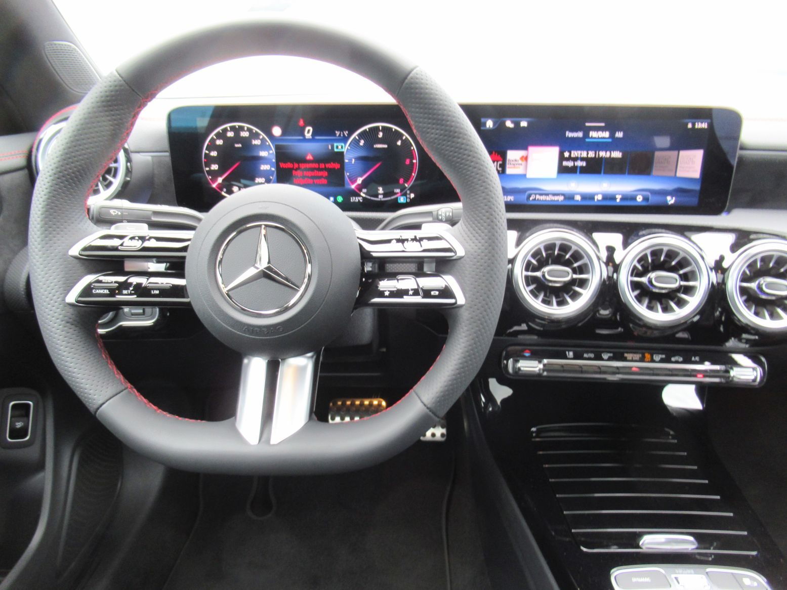 2025 Mercedes-Benz CLA — fotografija 14