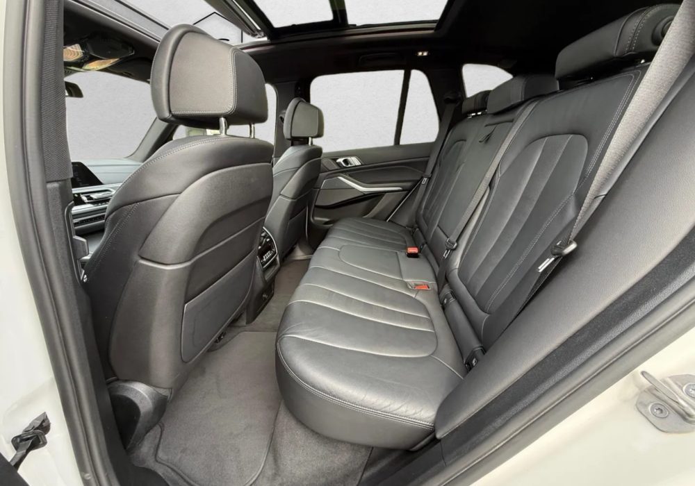 2021 BMW X5 M Sport — fotografija 20
