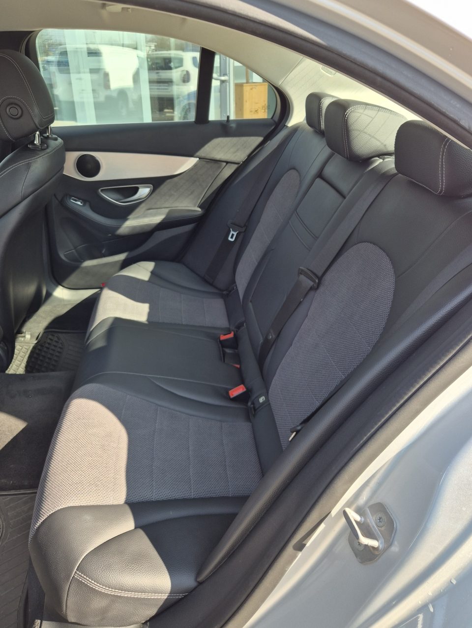 2017 Mercedes-Benz C-klasa — fotografija 10