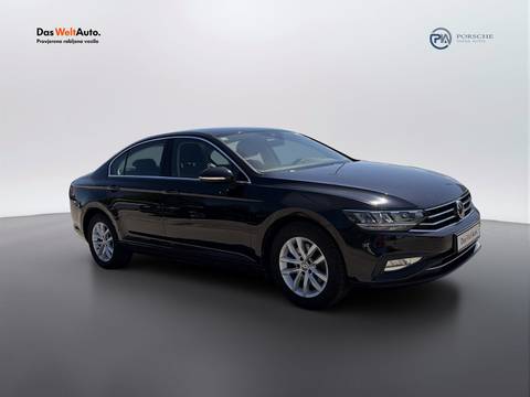 2020 Volkswagen Passat — sličica 6
