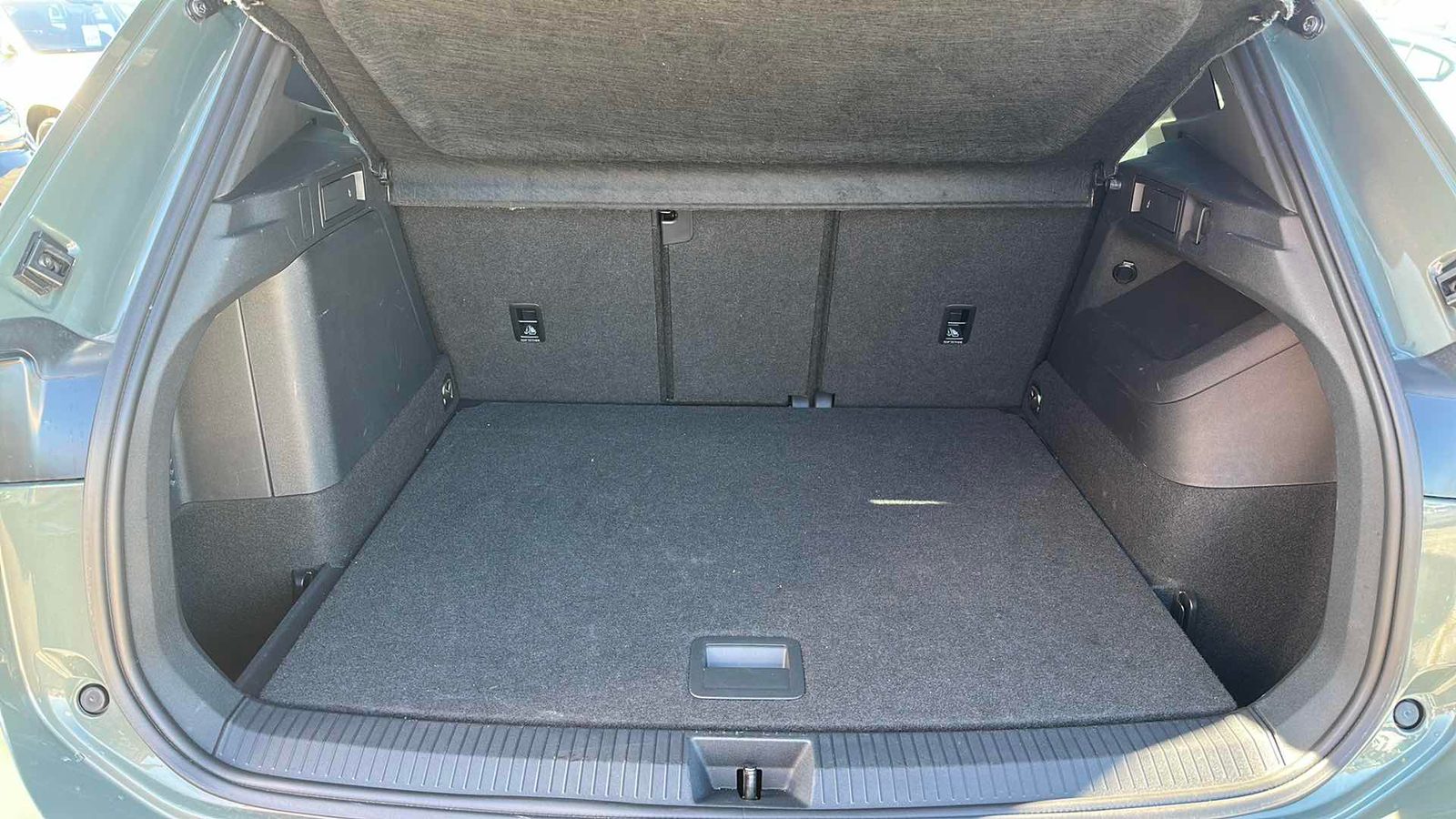 2025 Volkswagen Tiguan — fotografija 12