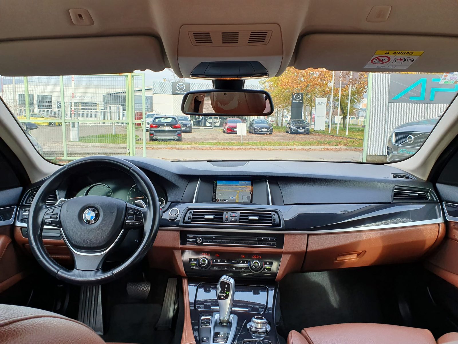 2015 BMW Serija 5 — fotografija 16