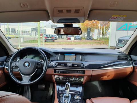 2015 BMW Serija 5 — sličica 16