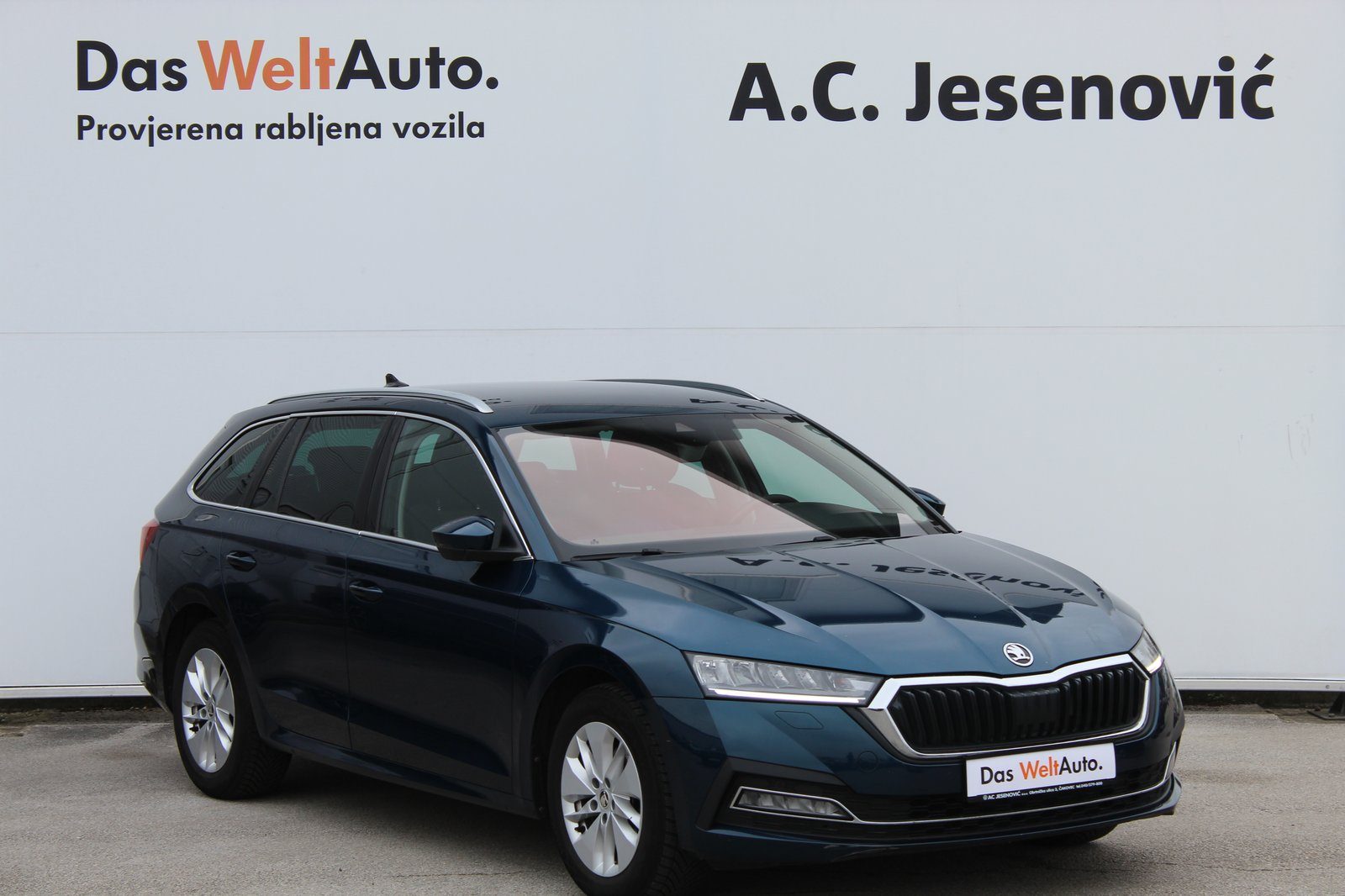 2021 Škoda Octavia Combi — fotografija 3