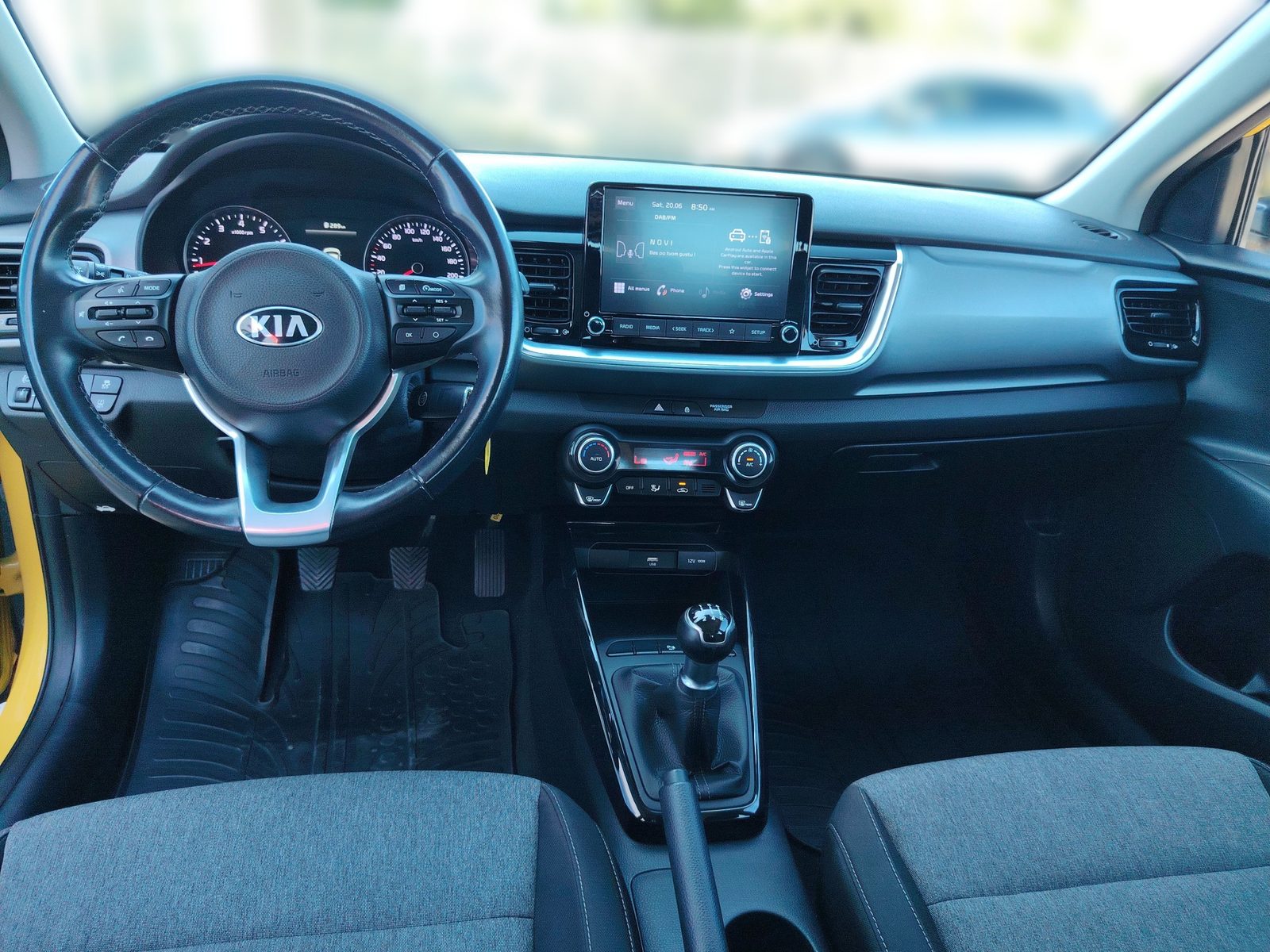2021 Kia Stonic — fotografija 20
