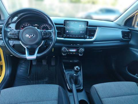 2021 Kia Stonic — sličica 20