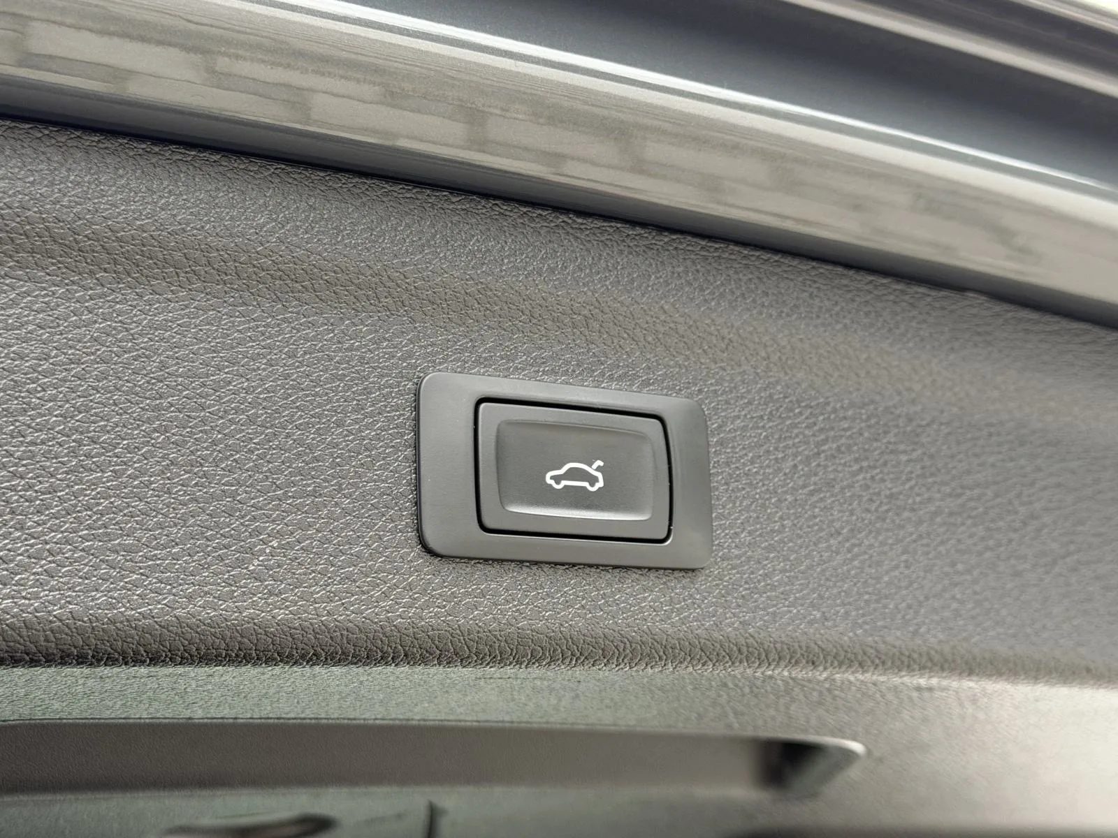 2020 Audi Q3 — fotografija 29