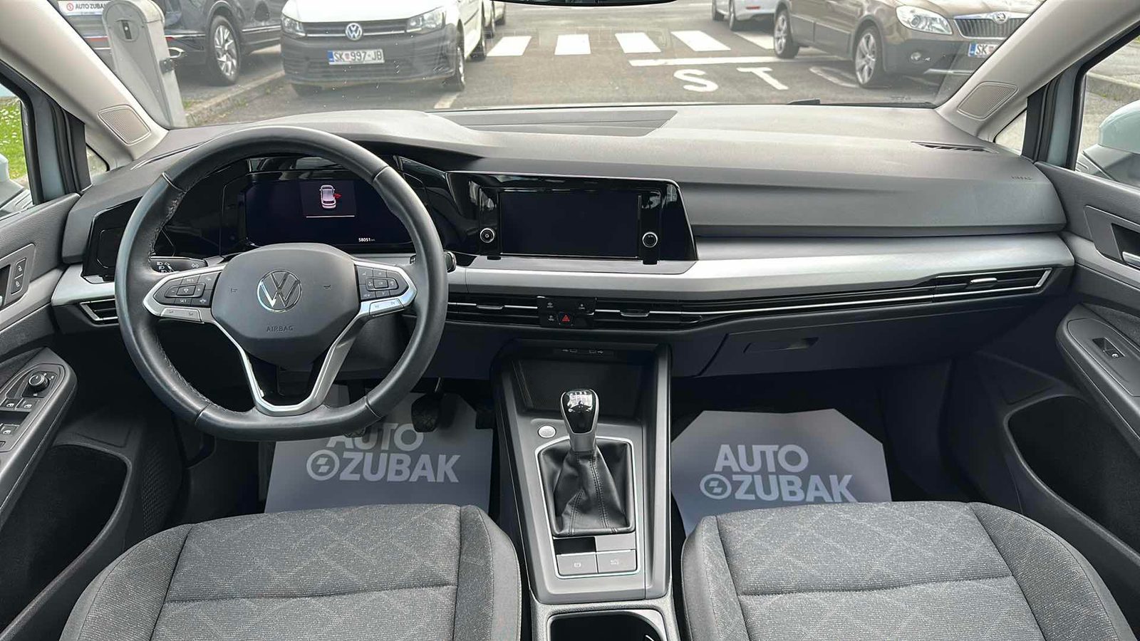 2024 Volkswagen Golf — fotografija 11