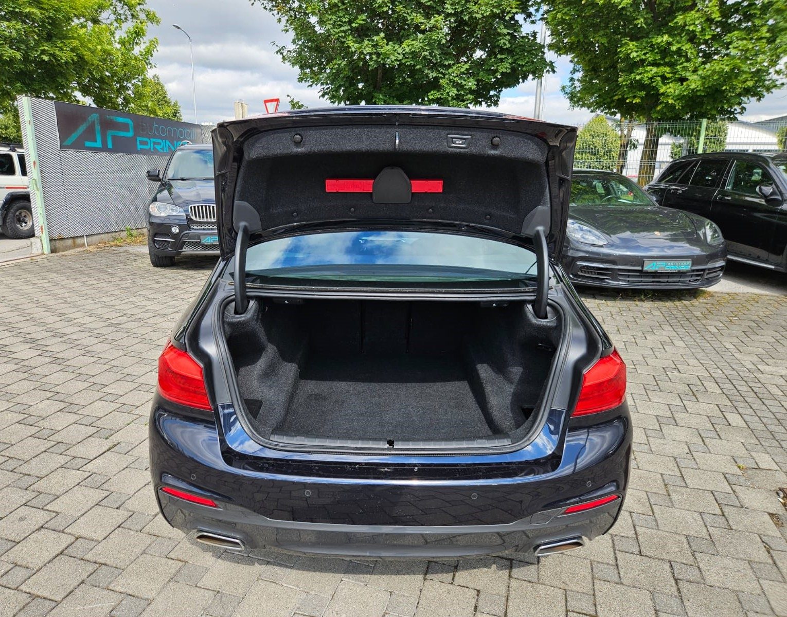 2018 BMW Serija 5 — fotografija 28