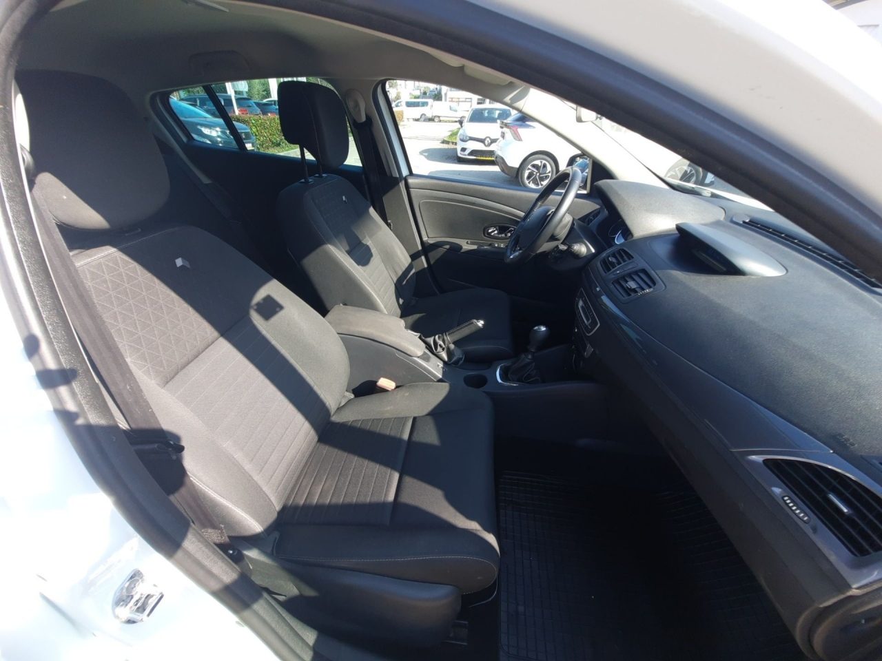 2016 Renault Megane — fotografija 18