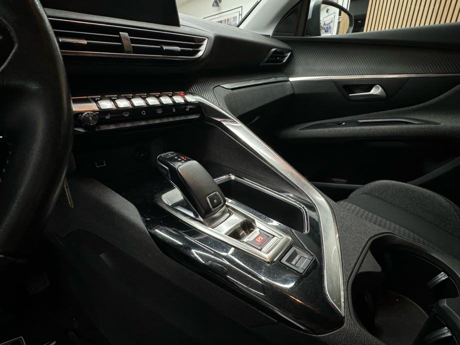 2020 Peugeot 3008 — fotografija 9