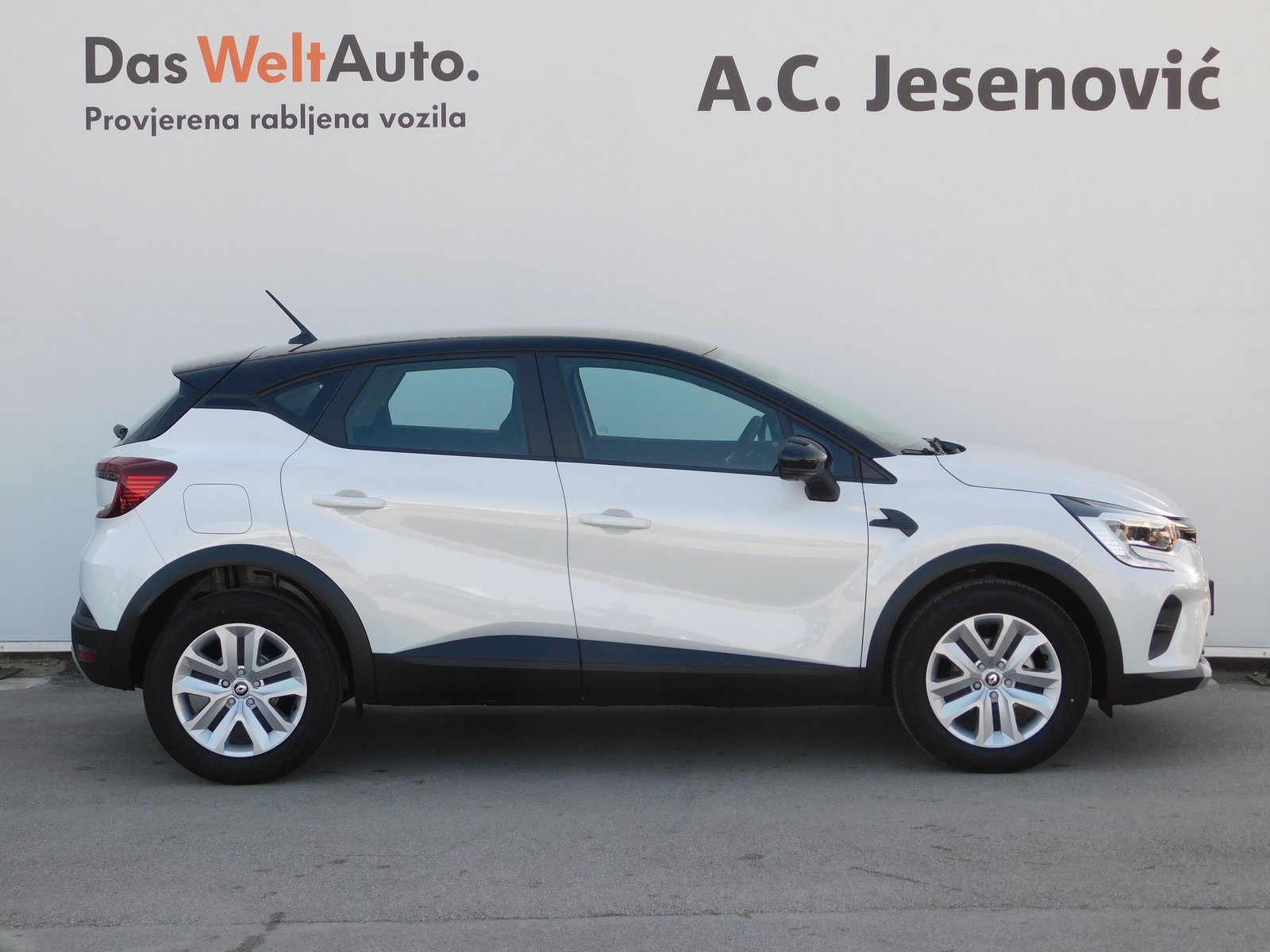 2023 Renault Captur — fotografija 4