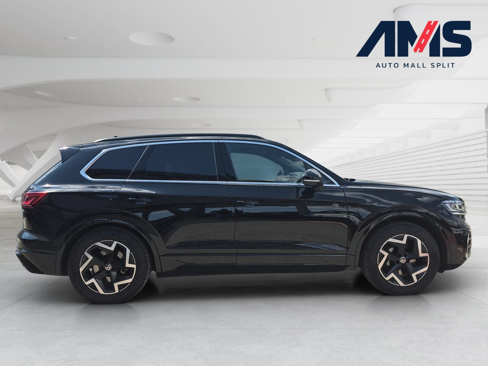 2024 Volkswagen Touareg — fotografija 6
