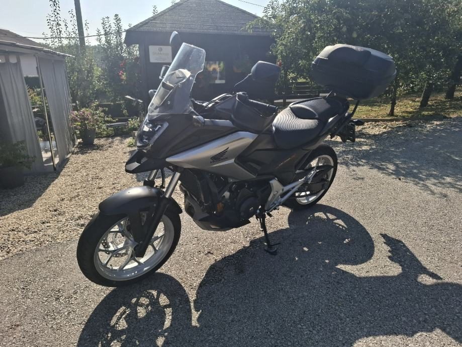 2016 Honda NC750XA — fotografija 4