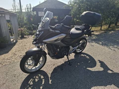 2016 Honda NC750XA — sličica 4